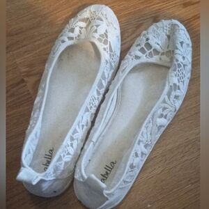 Abella Women's Cream Lace Loafers